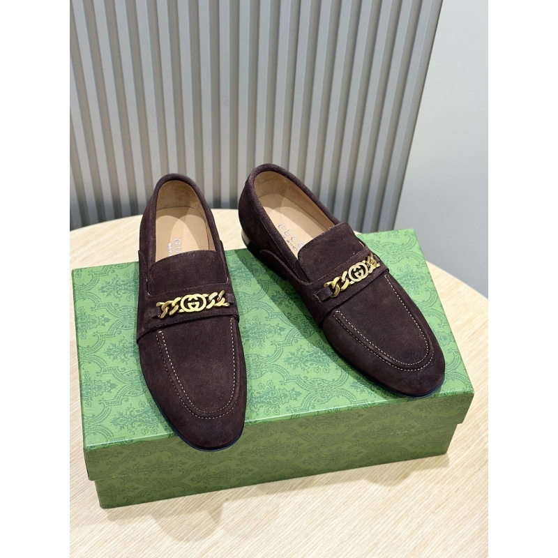 G*u*i leather shoes